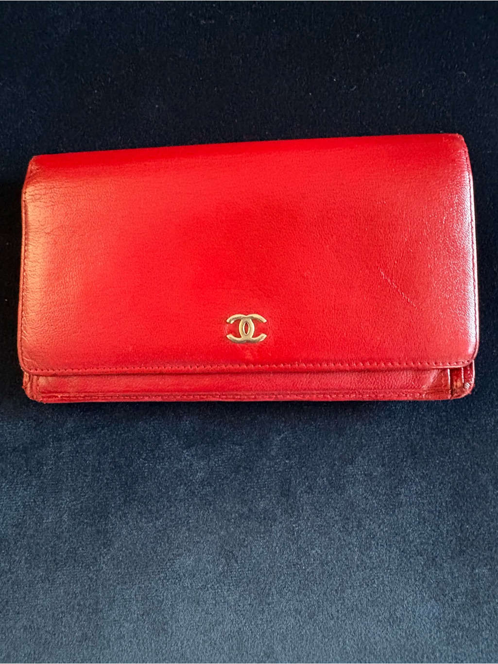 Chanel Red Leather Continental Wallet With Gold Cc Emblem
